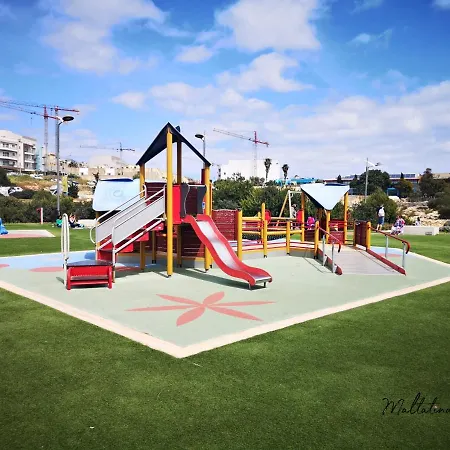 Il-qastna House Żejtun