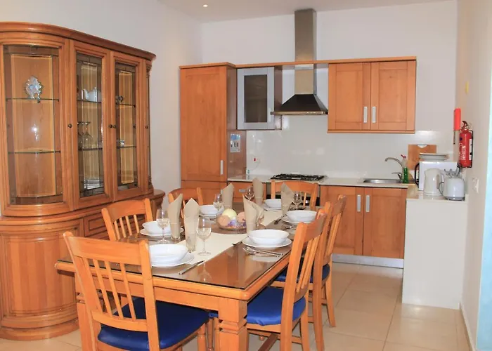 Holiday home Il-qastna House *