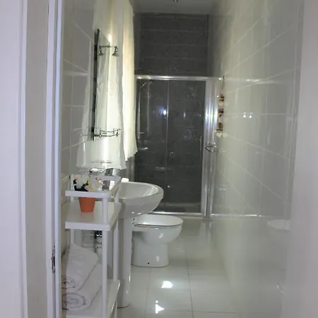 Сasa de vacaciones Il-qastna House Żejtun