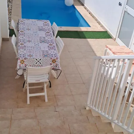 Il-qastna House בית נופש *