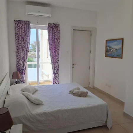 בית נופש Il-qastna House Żejtun